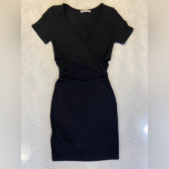 Better Be black juniors stretch mini Wrap Dress S - Picture 1 of 5